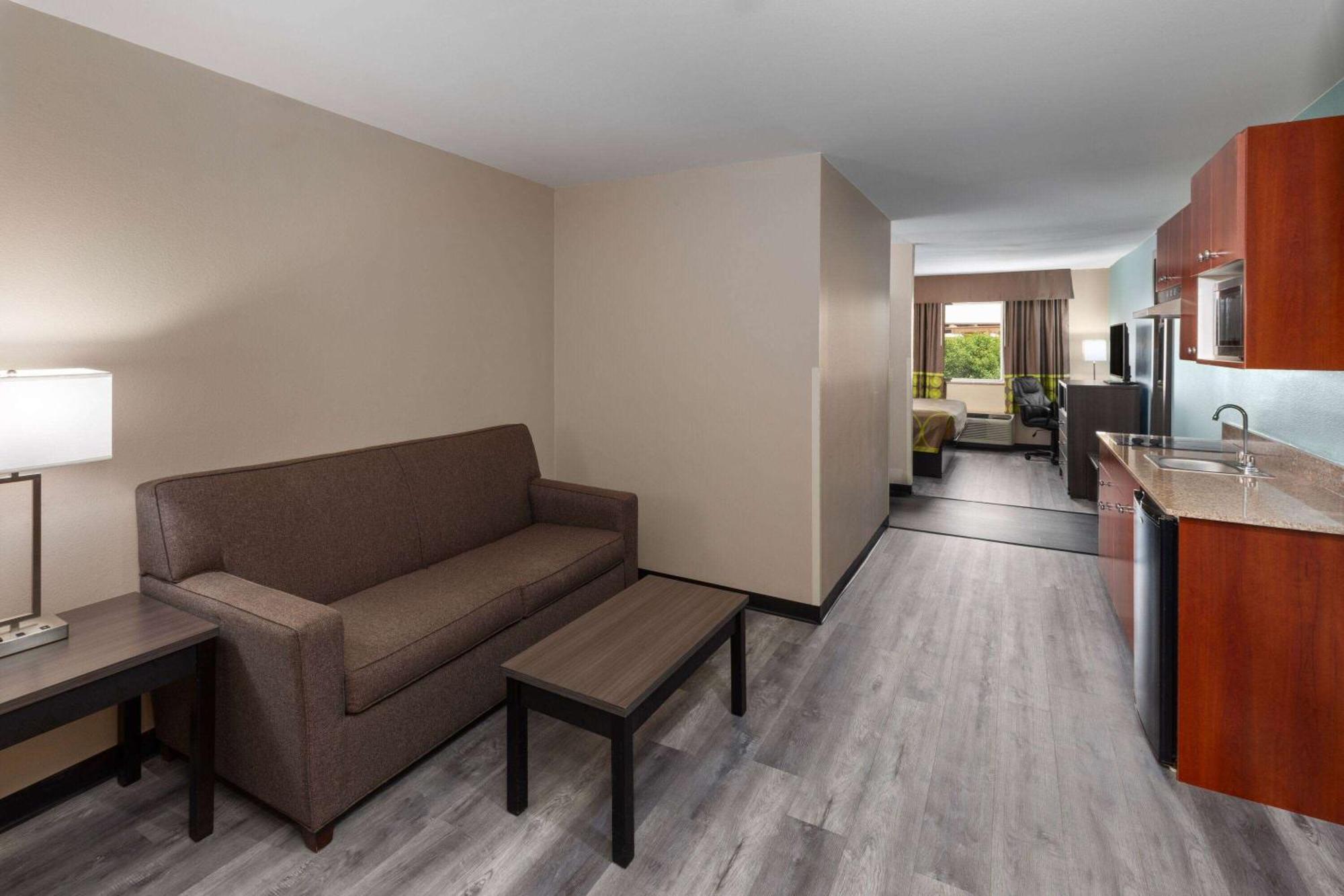 Super 8 By Wyndham Lubbock West Hotel Kültér fotó